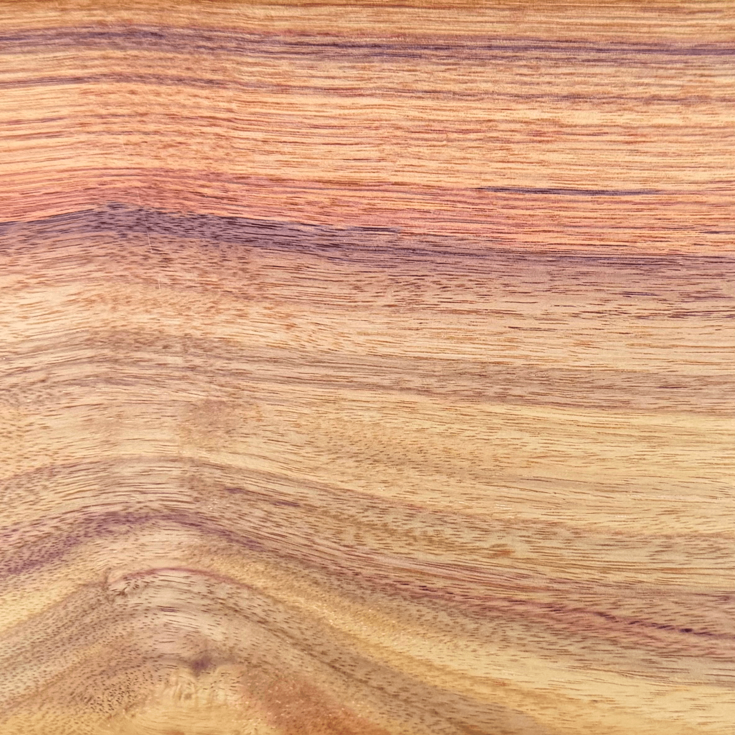 Canarywood grain